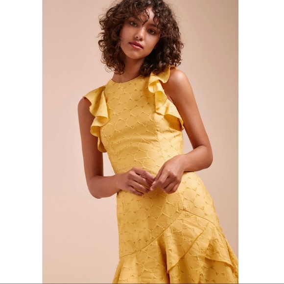 C/MEO Collective Dresses & Skirts - NWT c/meo collective magnetise ss dress yellow size XXS CL